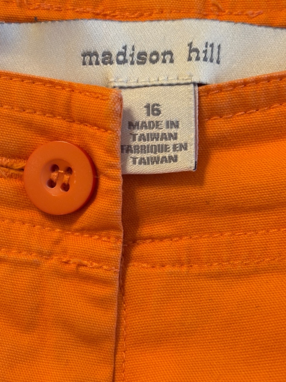 KNEE LENGTH PANTS , 95% COTTON/SPANDEX WITH SIDE & BACK POCKETS - Picture 7 of 9